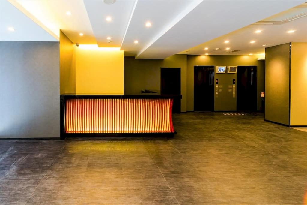 KUROMON Crystal Hotel - photo 15