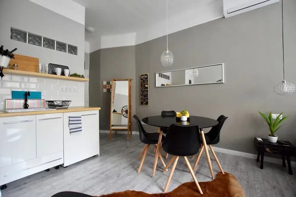 Vaci Street Apartment - photo 34
