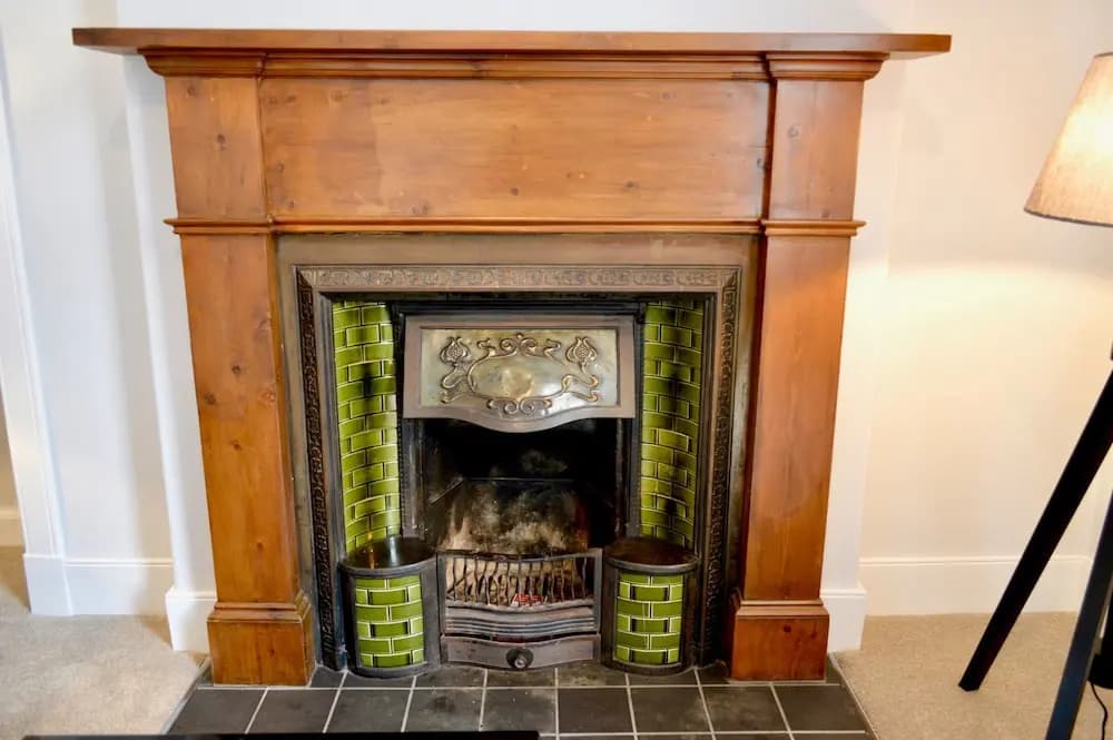 Comfortable 1 Bedroom Flat Near The Meadows - photo 8