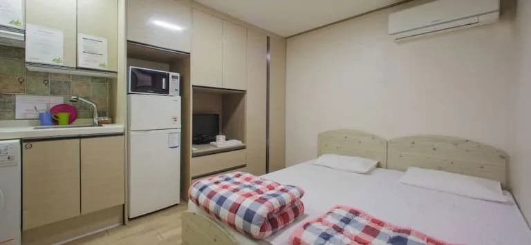 KW Pencil Hostel - photo 18