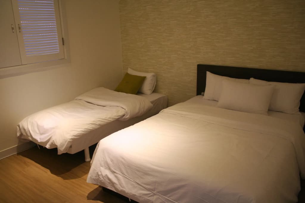 Y Hotel - photo 9