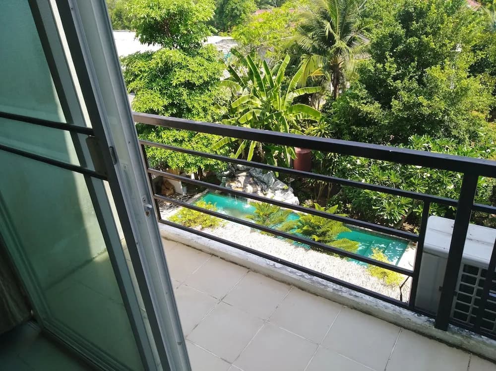 Baan Oui Phuket Guest House - photo 16