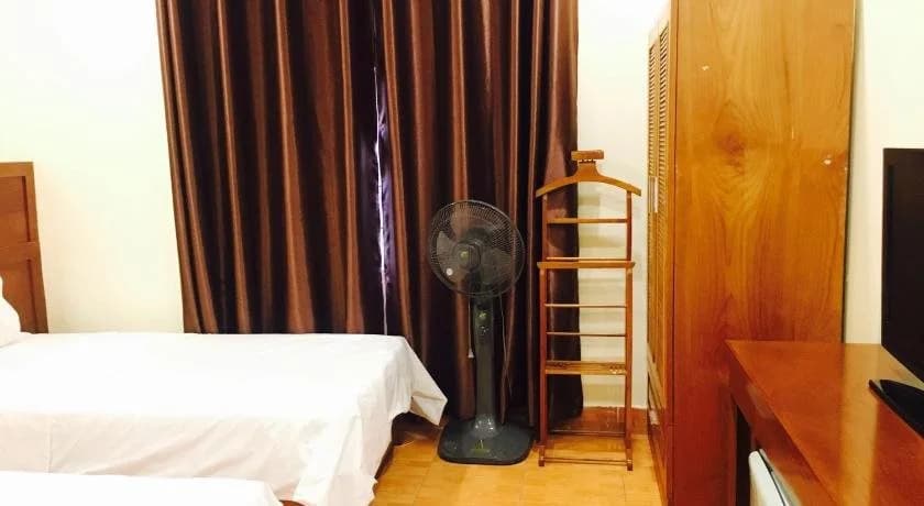 Saigon Palace by OYO Rooms - photo 16