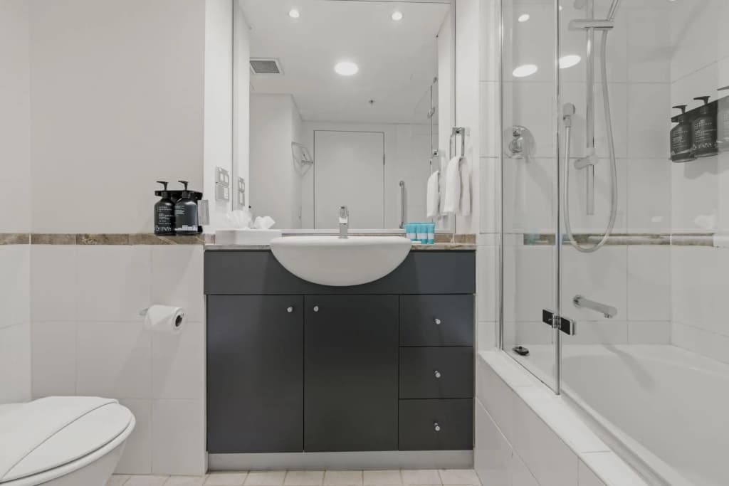 Classic City Abode in Sydney - photo 8