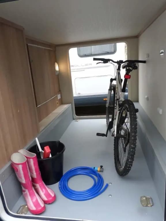 Go Outdoors Motor Home - Caravan Park - photo 5
