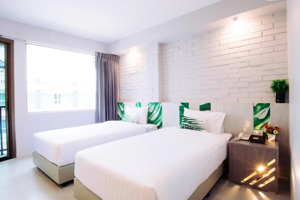 The Pat Hotel - photo 3