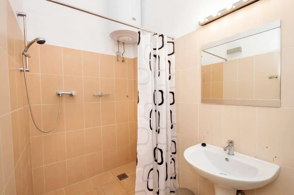 Like Home Opera Apartments - photo 9