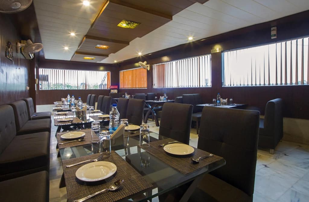 Hotel Krishna - photo 20