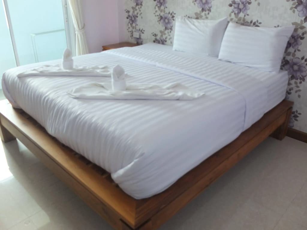 Kaewfathip Apartment - photo 2