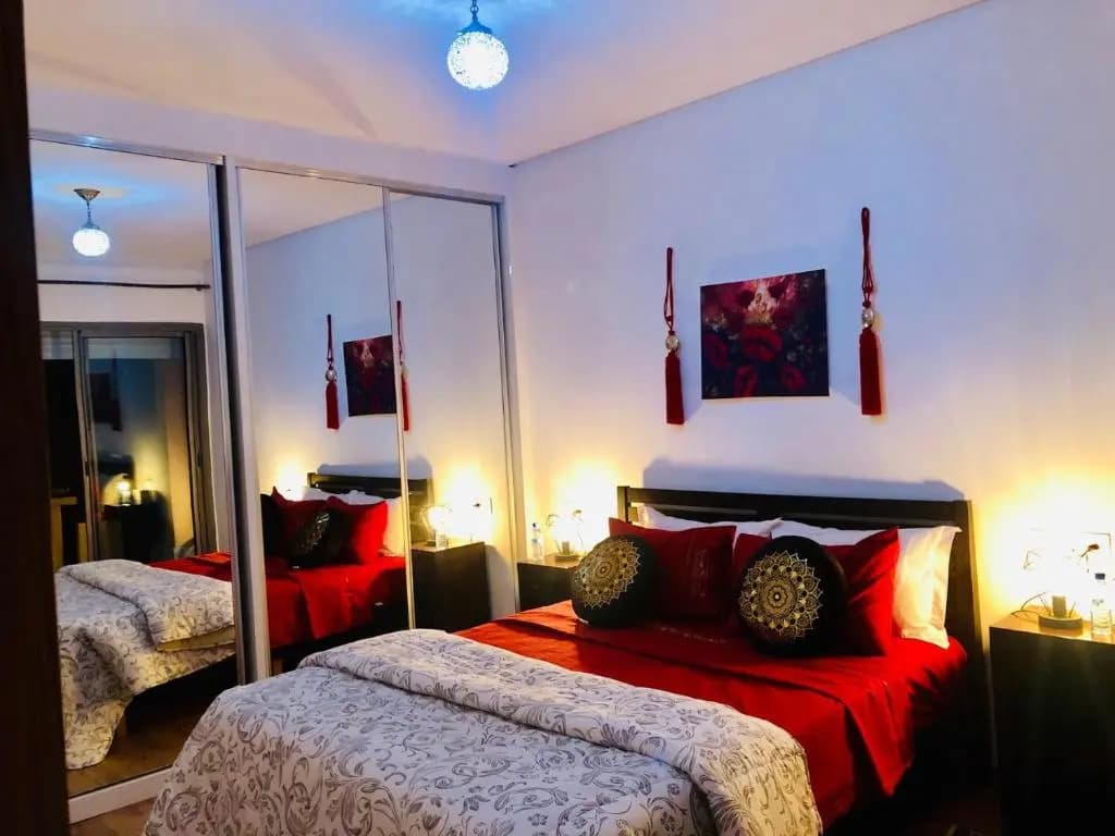 Red City Apartment - photo 3