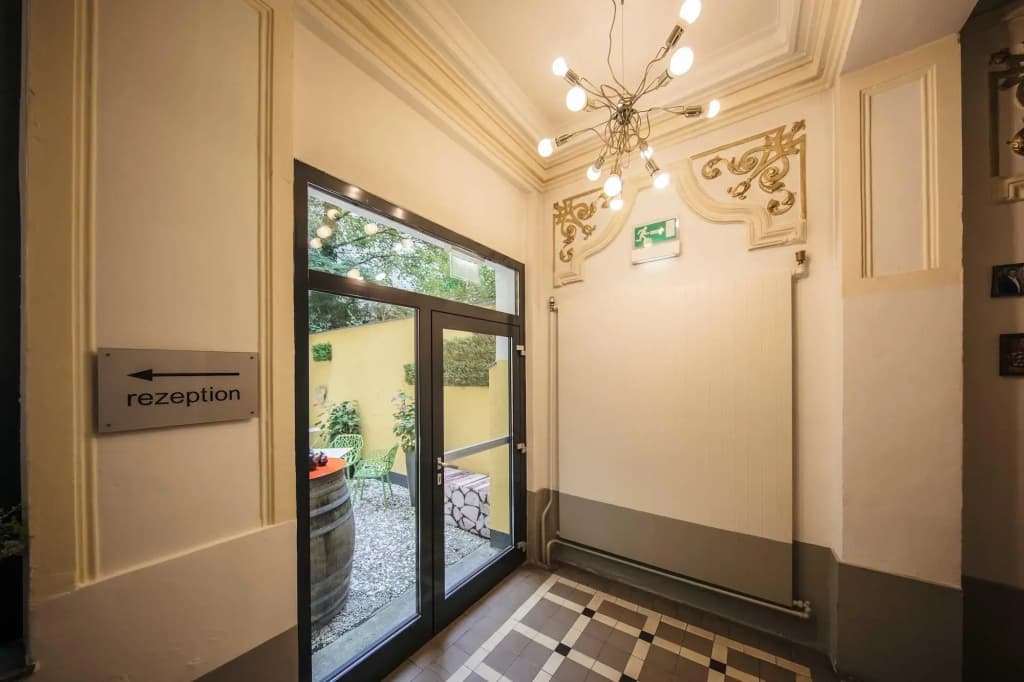 Hotel Rathaus Wein & Design - photo 18