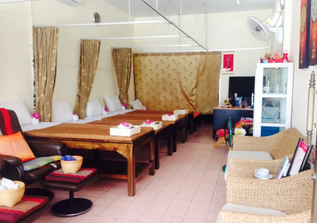 7 Century House - photo 10