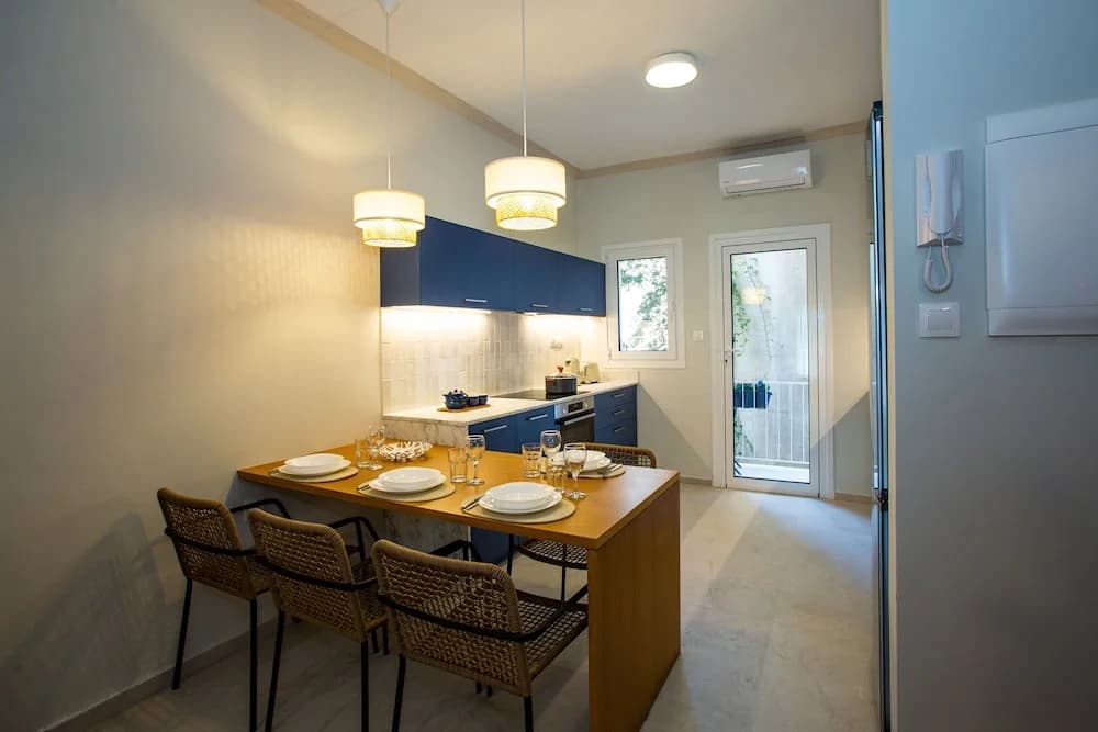Digital Nomad Friendly Apt in Athens - photo 17