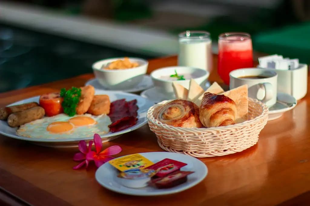 Mina Pelasa Hotel and Resto - photo 8