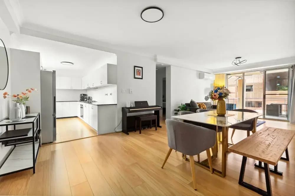 Spacious 2-bed Apartment Near Parramatta CBD - photo 4
