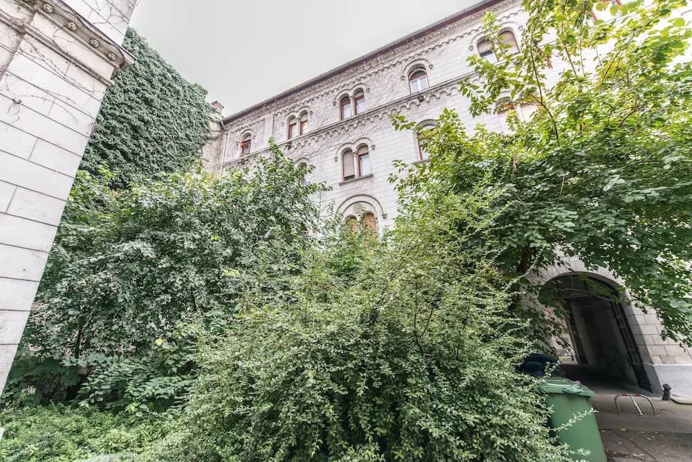 happy home Budapest - photo 21