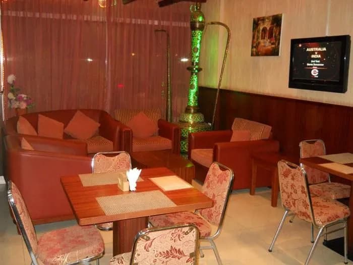 California Suites Hotel - photo 10