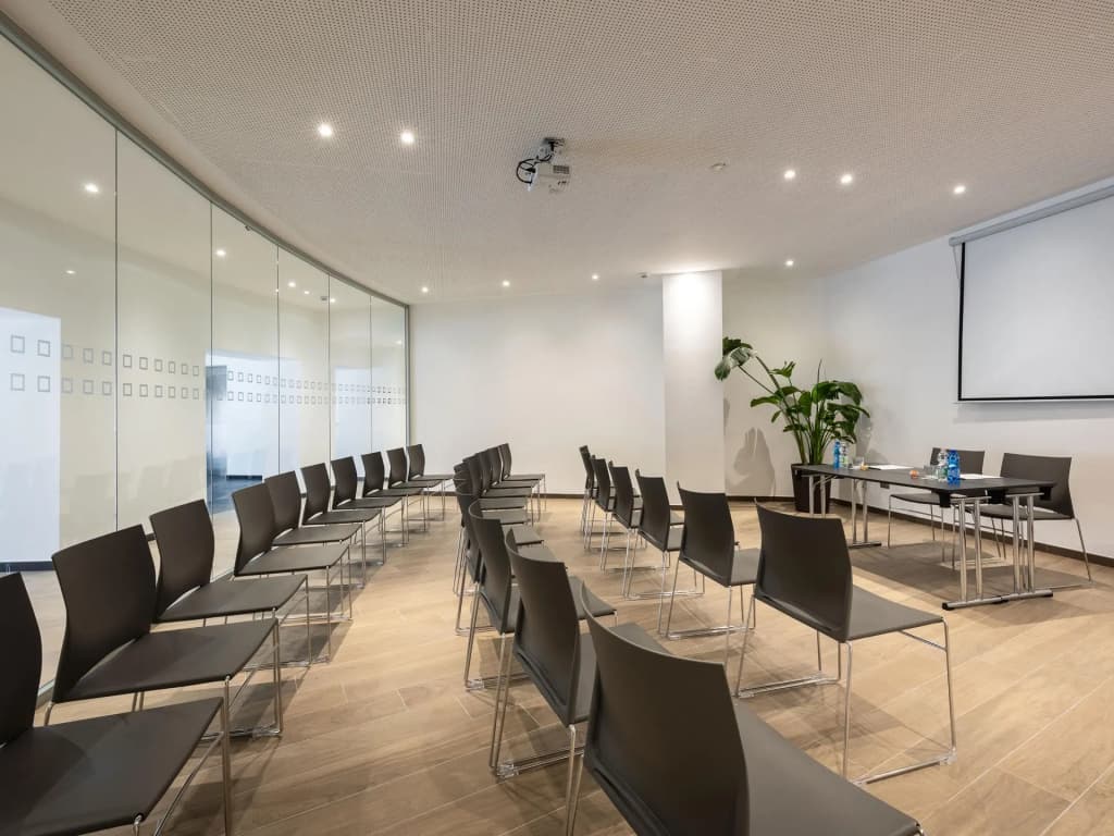 IH Hotels Milano Centrale - photo 31