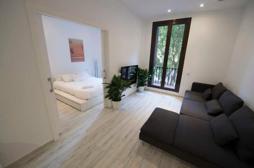 Roger de Lluria Design Aparments - photo 8