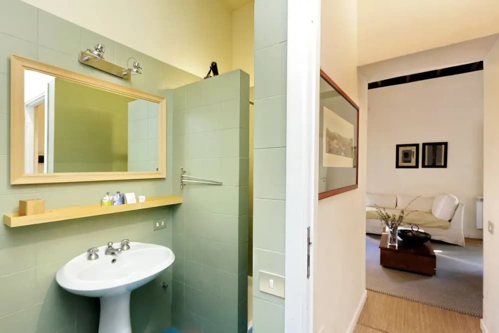 Trevi Elegant Apartment - photo 7
