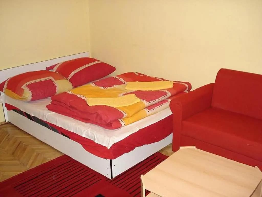 Erik Apartments - photo 3