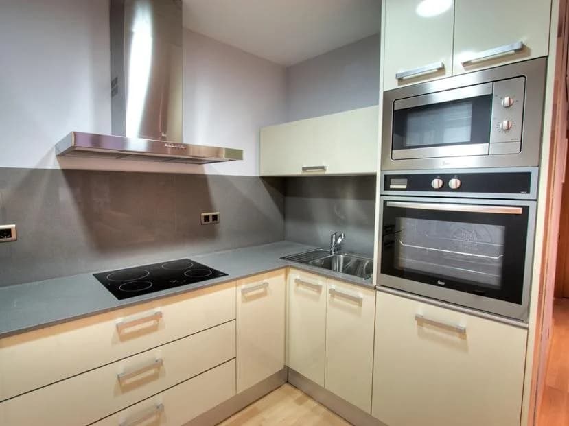 Tamarit Apartments - photo 17