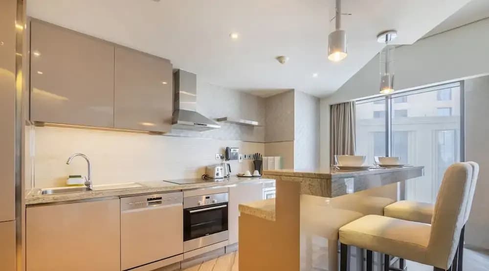Luxury 1BR Apartment Close to Top Attractions - photo 13