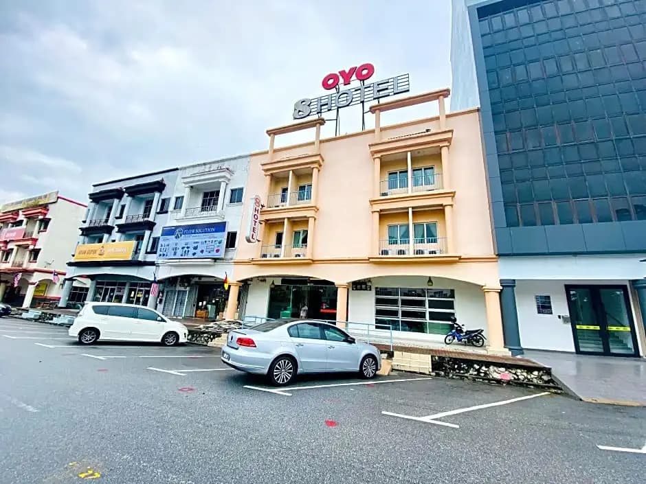 8 Hotel Nilai / KLIA - main photo