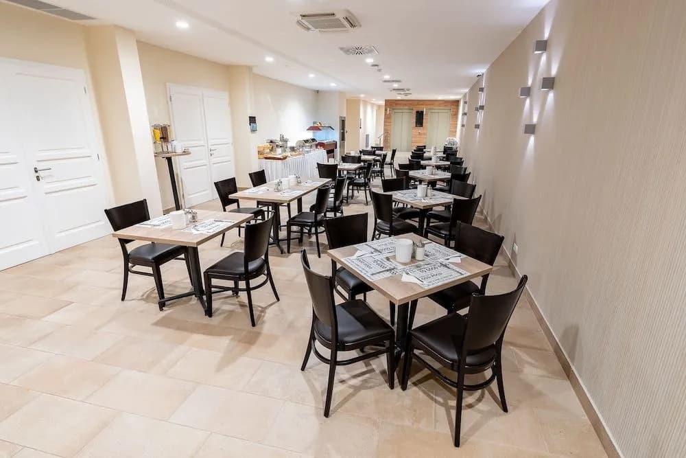 D50 Hotel - photo 26