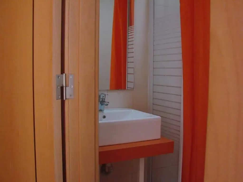Lisbon Happy Hostel - photo 9