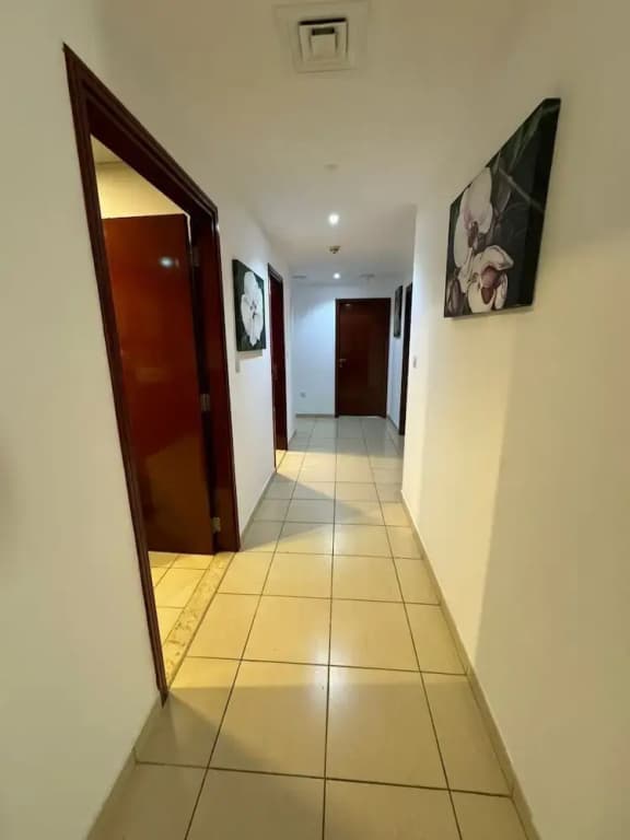 Sadaf 2 JBR Bedspace - photo 3