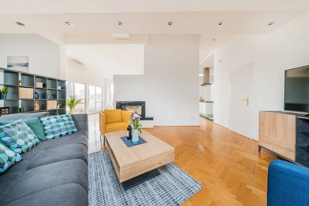 250Sqm Sauna Terrace Fireplace Ac - photo 10