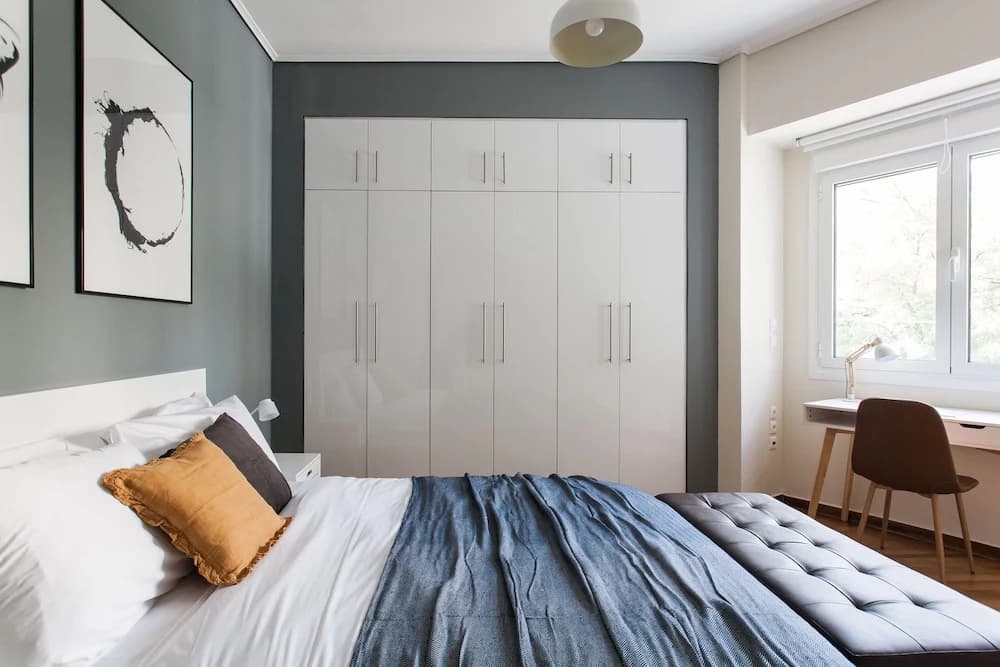 UPSTREET Charming & Comfy 2BD Apt-Acropolis - photo 2