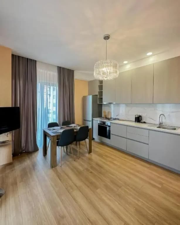 Hilton Apartment - photo 2