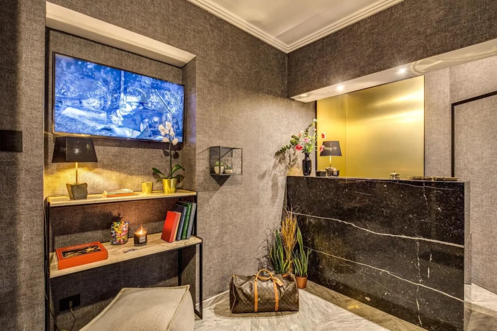 PAX Hotel - photo 1