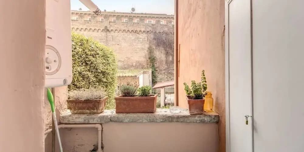 Passetto at Borgo Pio - photo 10
