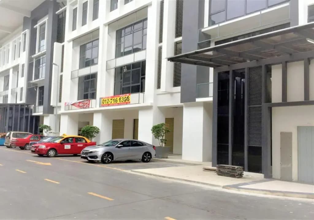 Suites at 1Tebrau - photo 22