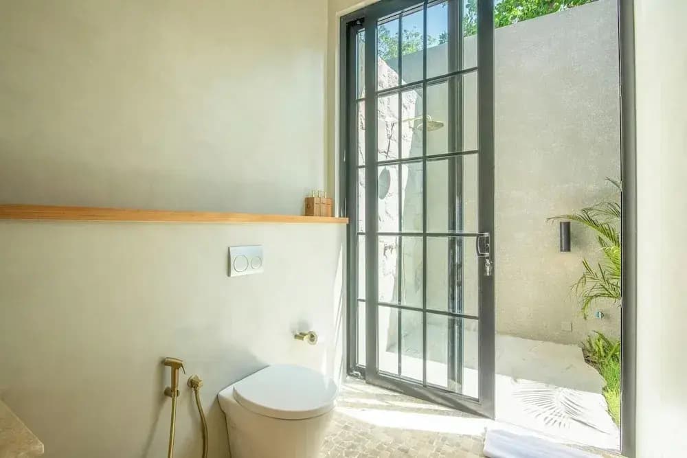 Stylish 5BR Boho Hideaway, 5 Min From Bingin Beach - photo 14