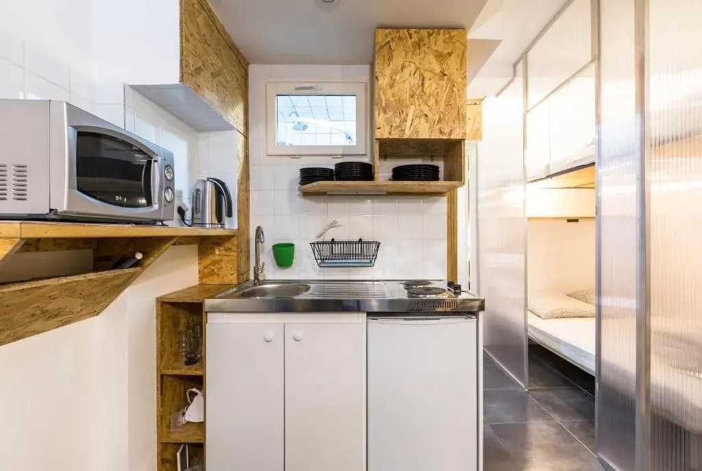 Unusual and charming 25m² near LE MARAIS - photo 14