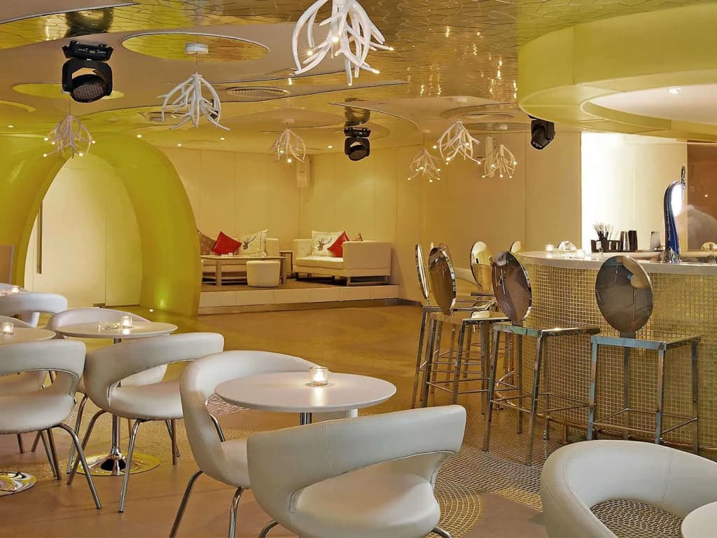 Pullman Dubai Jumeirah Lakes Towers - Hotel & Residence - photo 33