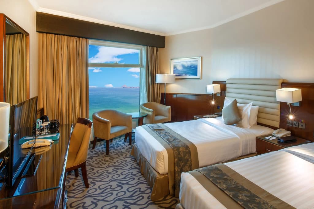 Oceanic Khorfakkan Resort And Spa - photo 17