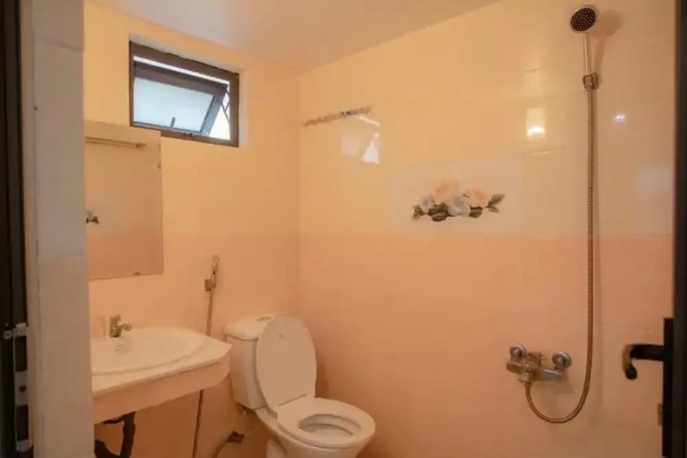 Khanh Gia Hotel - photo 10