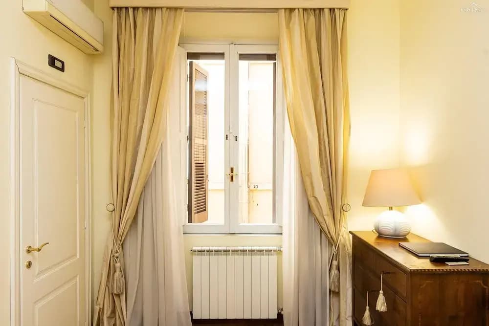 Rental in Rome Borghese Apartment - photo 38
