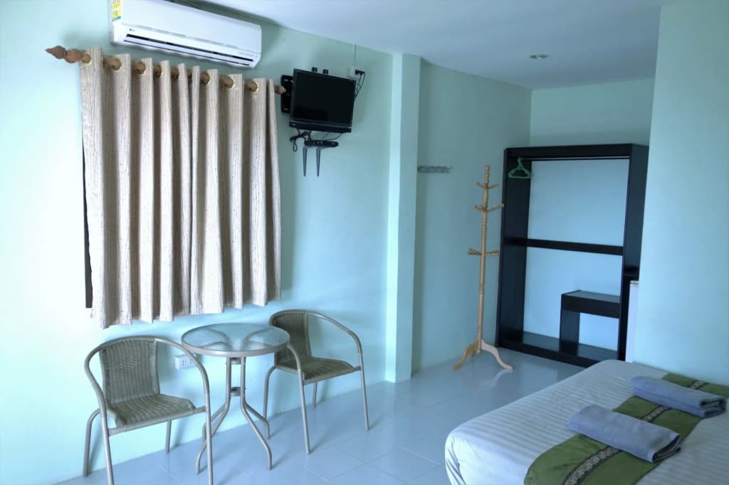 One More Night Beach Resort - photo 3