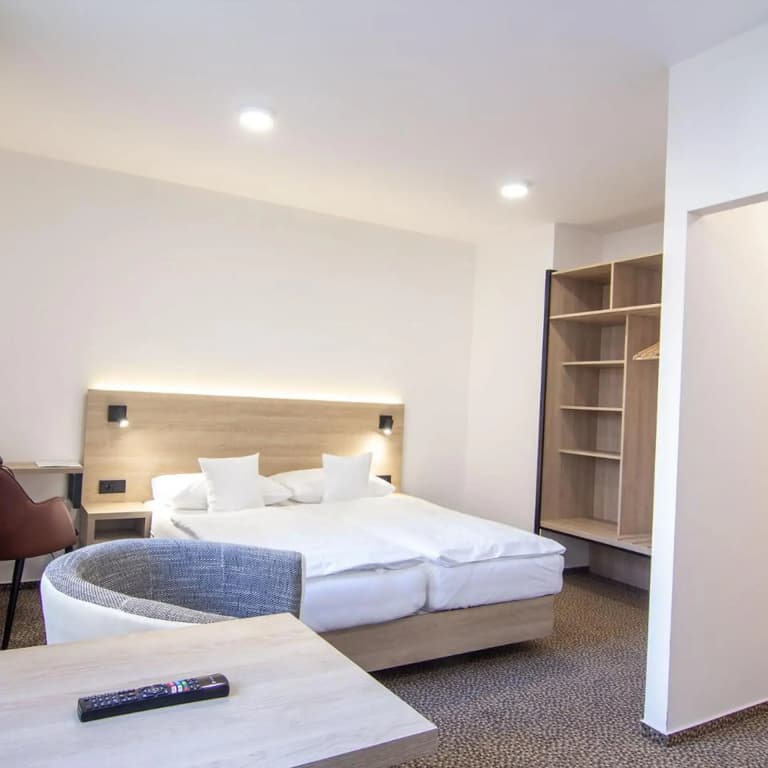 Hotel Avion - photo 37
