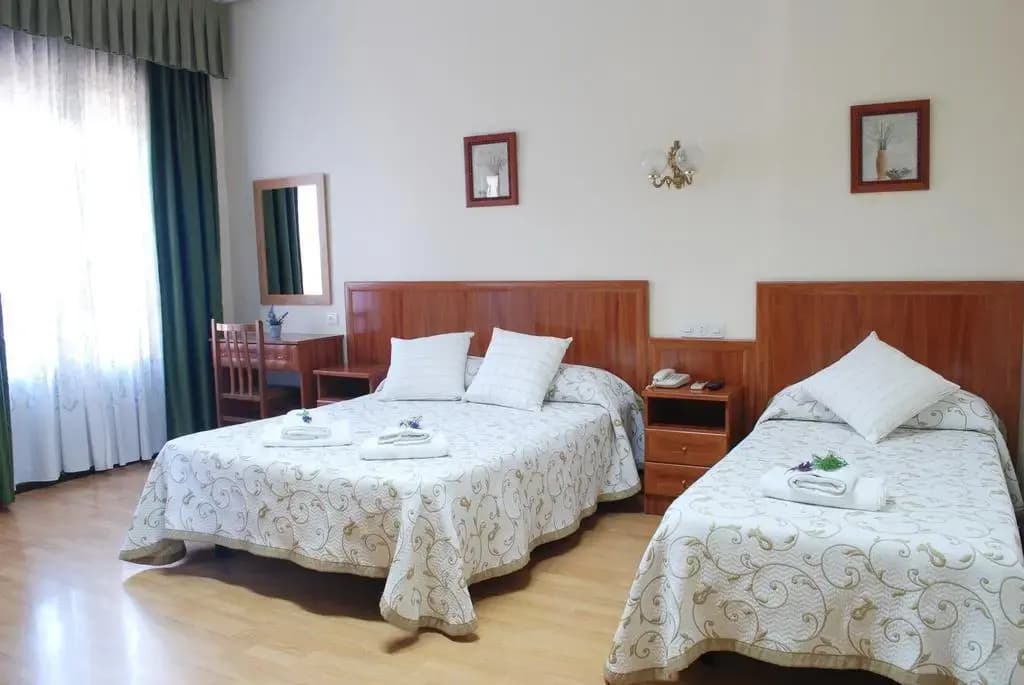 Hostal Galaico - photo 18