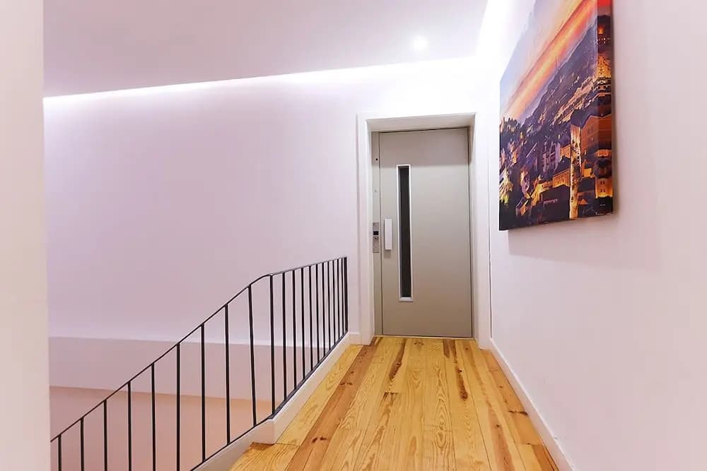 JOIVY Bold & classy 2BR home w/balcony in Baixa, moments from shopping streets - photo 15