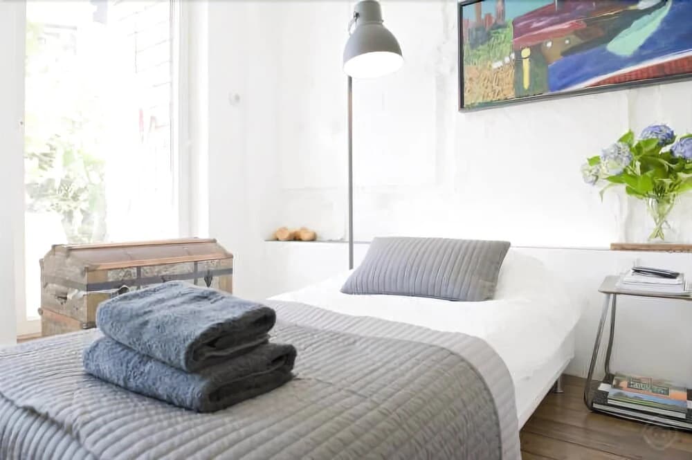 Amsterdam De Pijp Apartments - photo 5