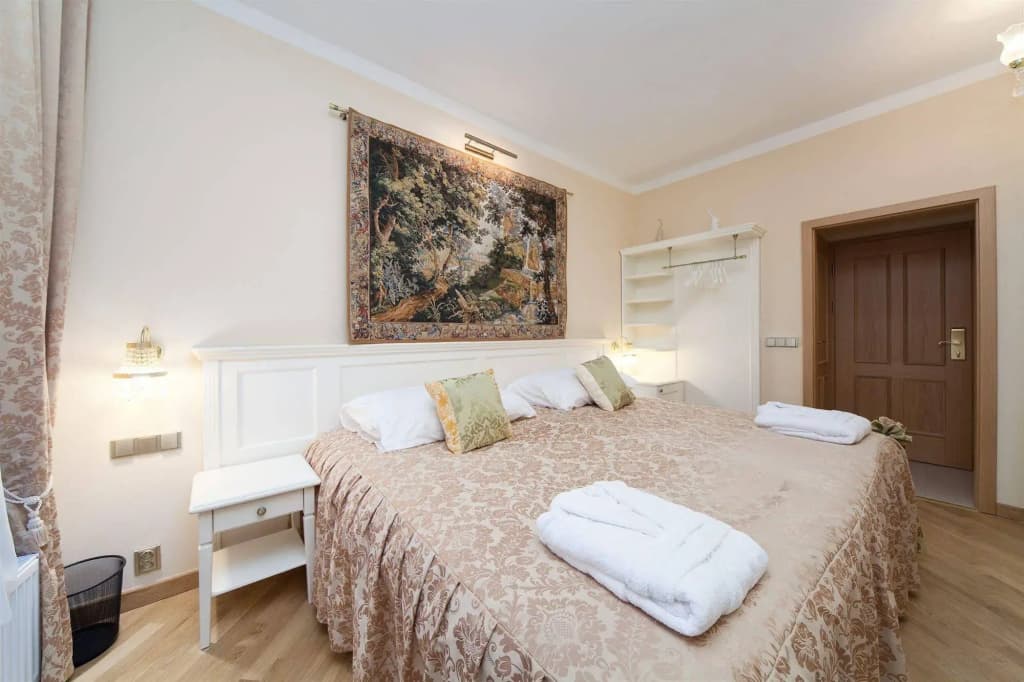 Merchant's Avenue Hotel - photo 6