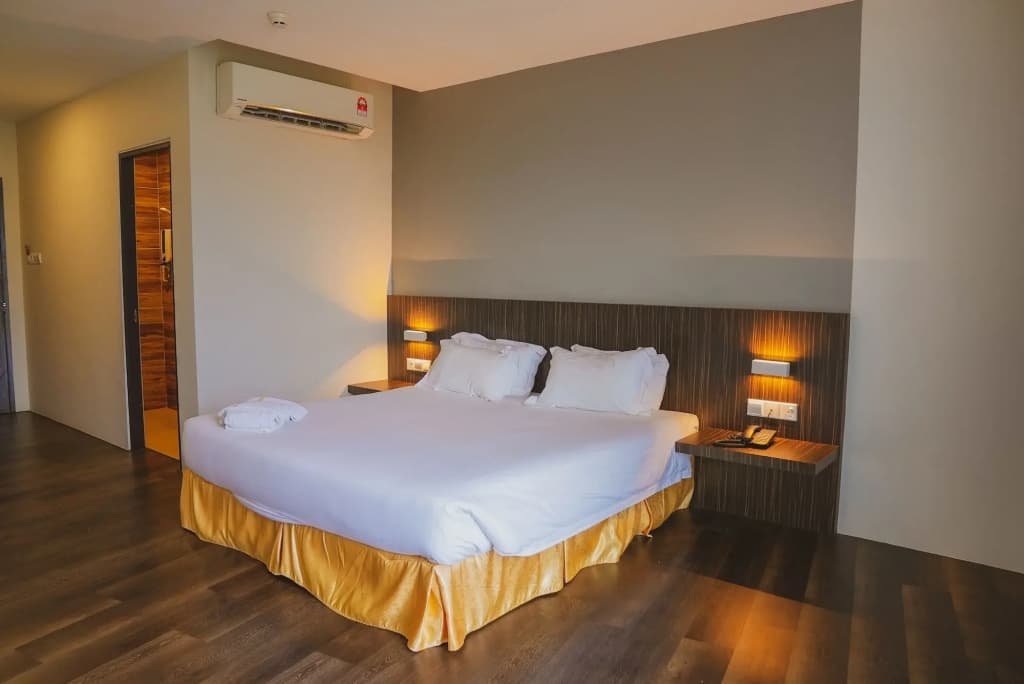 Roxy Hotel Serian - photo 24